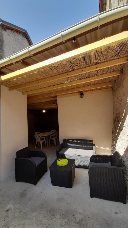 Petite Maison De Village Situee Entre Lacs, Cascades Et Montagnes Virieu-le-Grand المظهر الخارجي الصورة